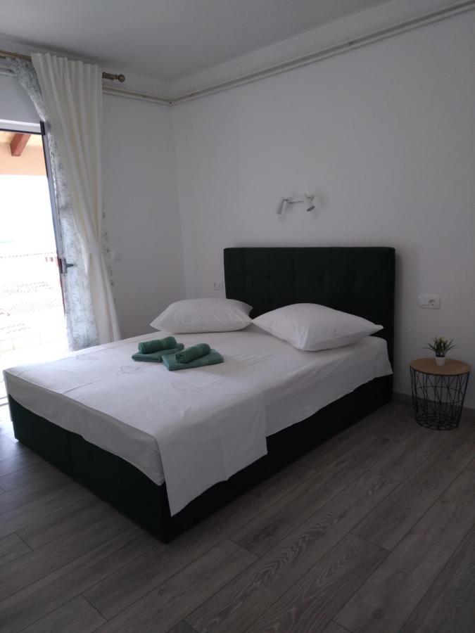 Apartment Seaview Jelsa Racic ภายนอก รูปภาพ